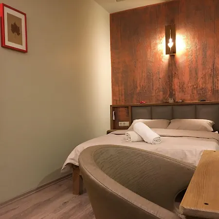 세컨드 이스탄불