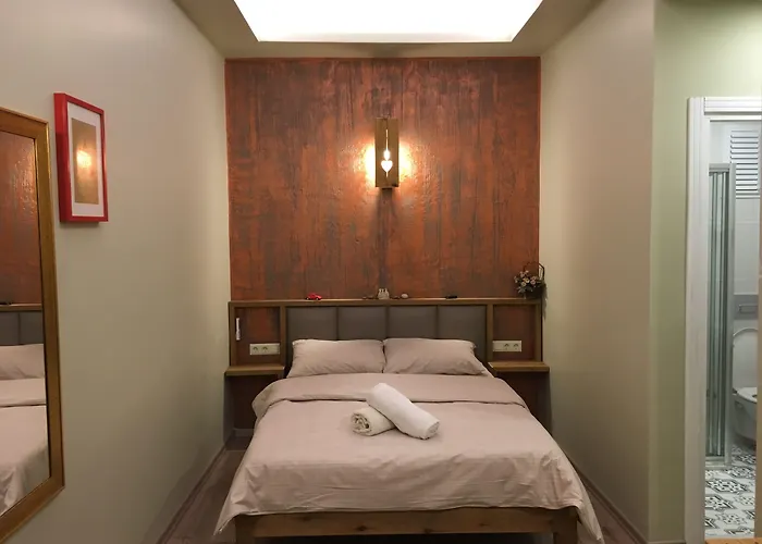 بيت شباب الشباب سيكند هوم