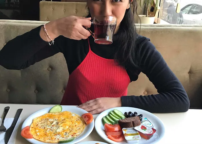 Second * איסטמבול