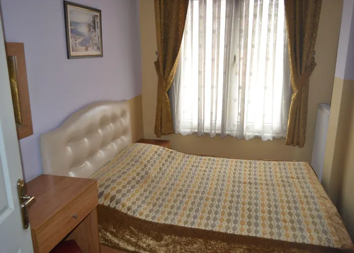 Second Auberge de jeunesse *