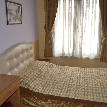 Second Auberge de jeunesse *