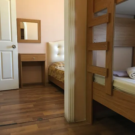 Auberge de jeunesse Second