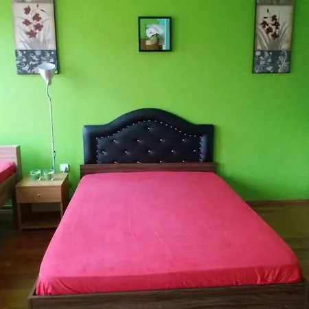 Auberge de jeunesse Second *
