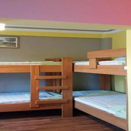 Second Auberge de jeunesse *